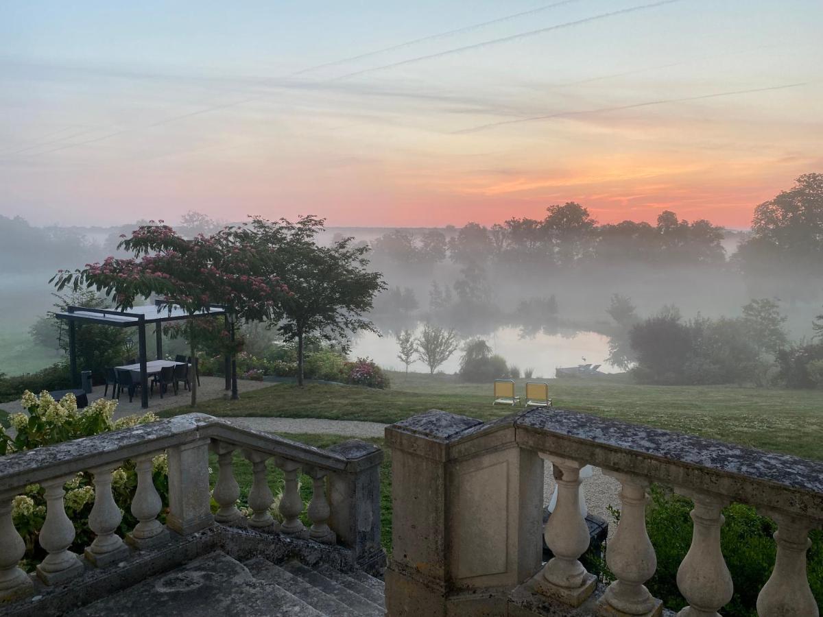 B&B Chateau De Preuil Vallenay Exteriör bild